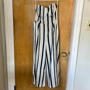 H&M Strapless Sweetheart Neckline Jumpsuit Size 0